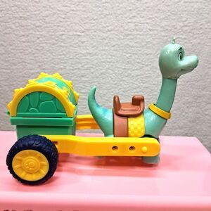 Dino Ranch Clover Care Cart Vehicle Figure 2021 Boat Rocker Studios Jazwares
